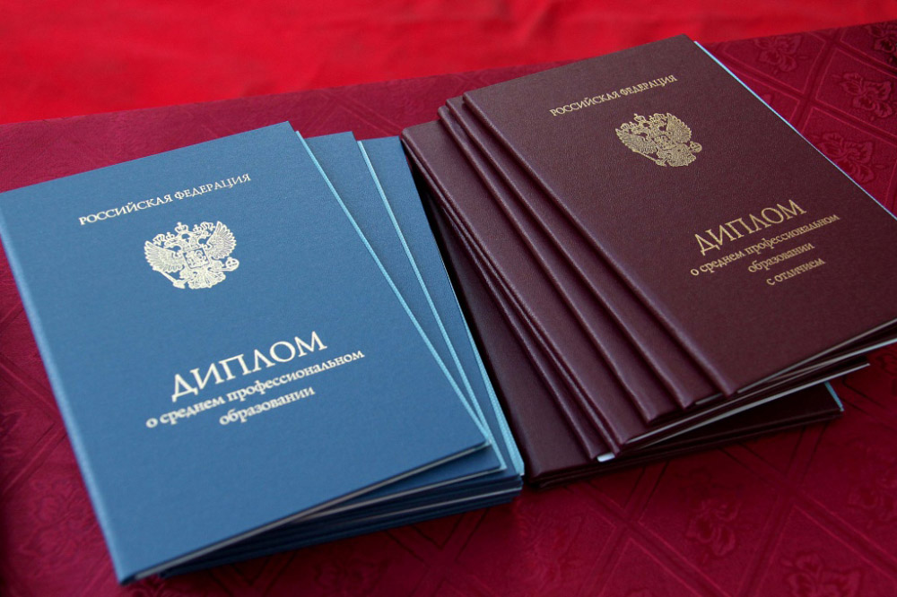 Купить диплом автомеханика на легальном как избежать рисков